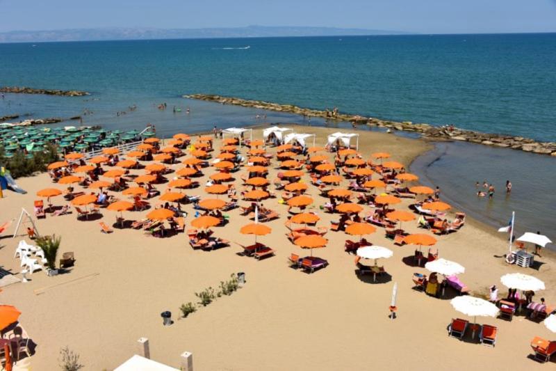 Hotel Del Sole Margherita Di Savoia Zewnętrze zdjęcie