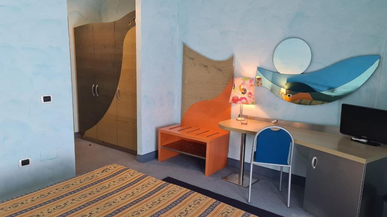 Hotel Del Sole Margherita Di Savoia Zewnętrze zdjęcie